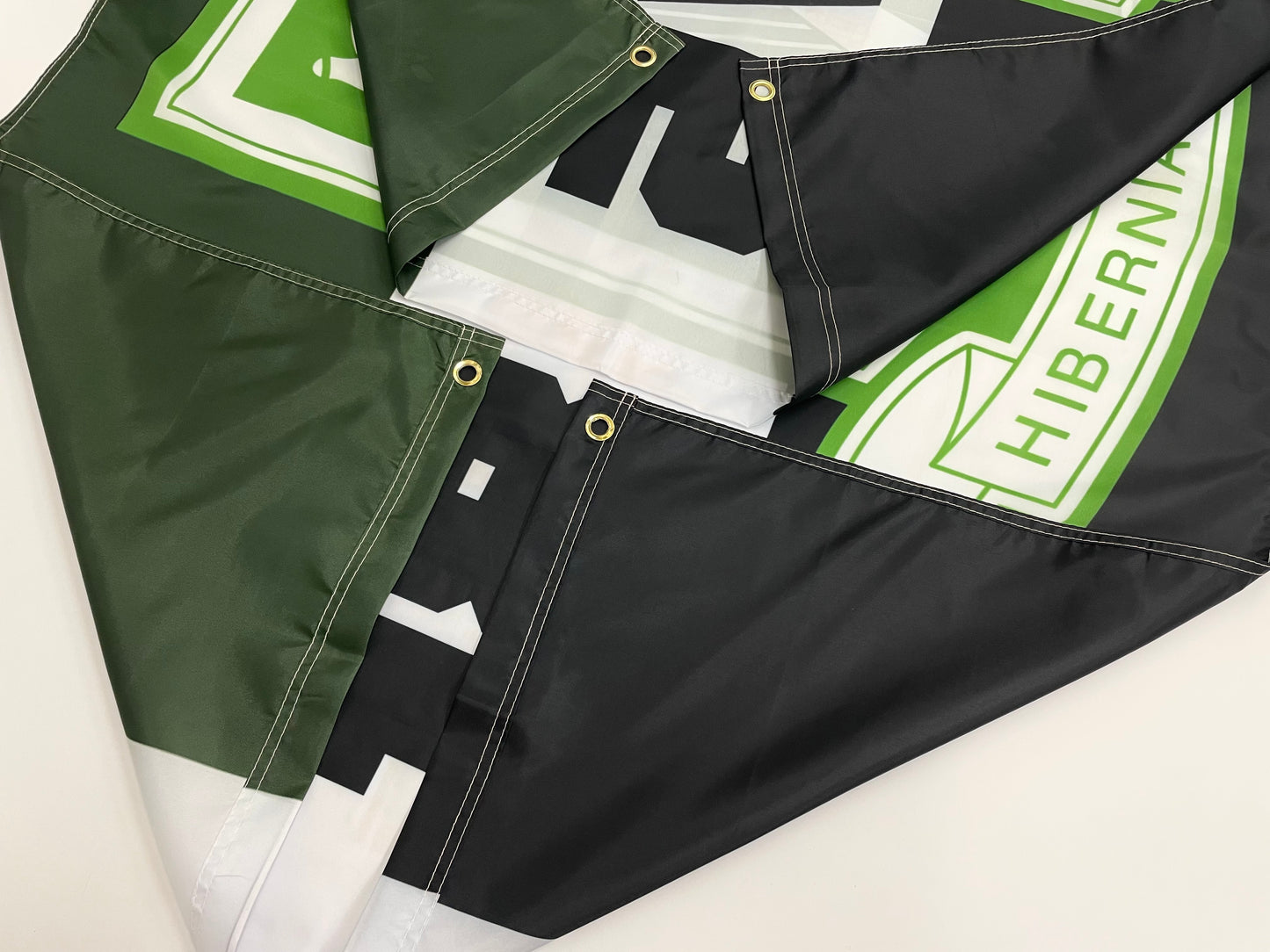 HIBERNIAN - RETRO 1875 HARP FLAG (HIB05)
