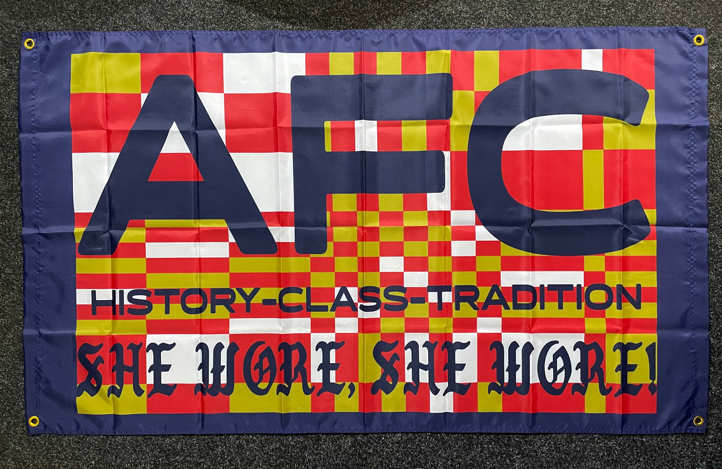 ARSENAL - 'HISTORY CLASS TRADITION' FLAG (AR01)