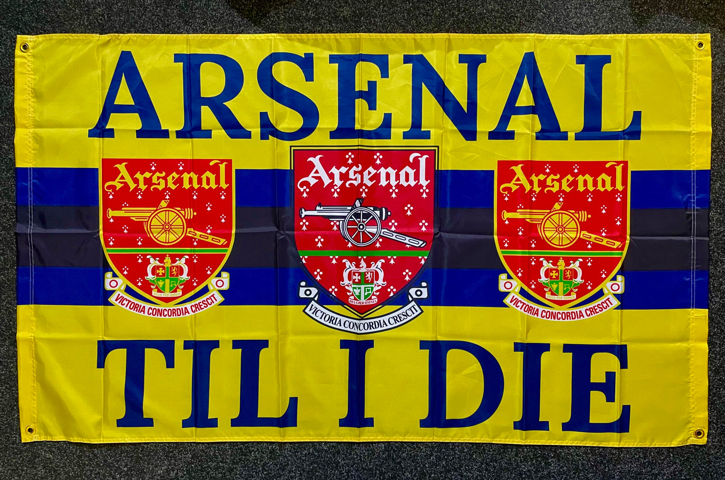 ARSENAL - 'NORTH LONDON FOREVER' FLAG (AR25)