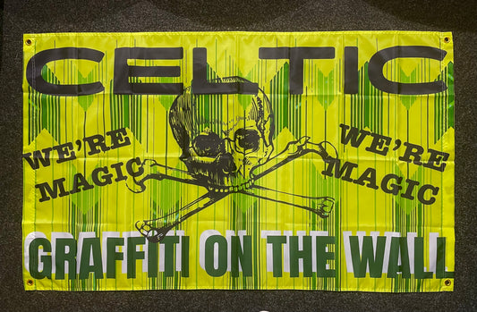 CELTIC - GRAFFITI ON THE WALL FLAG (CEL09)