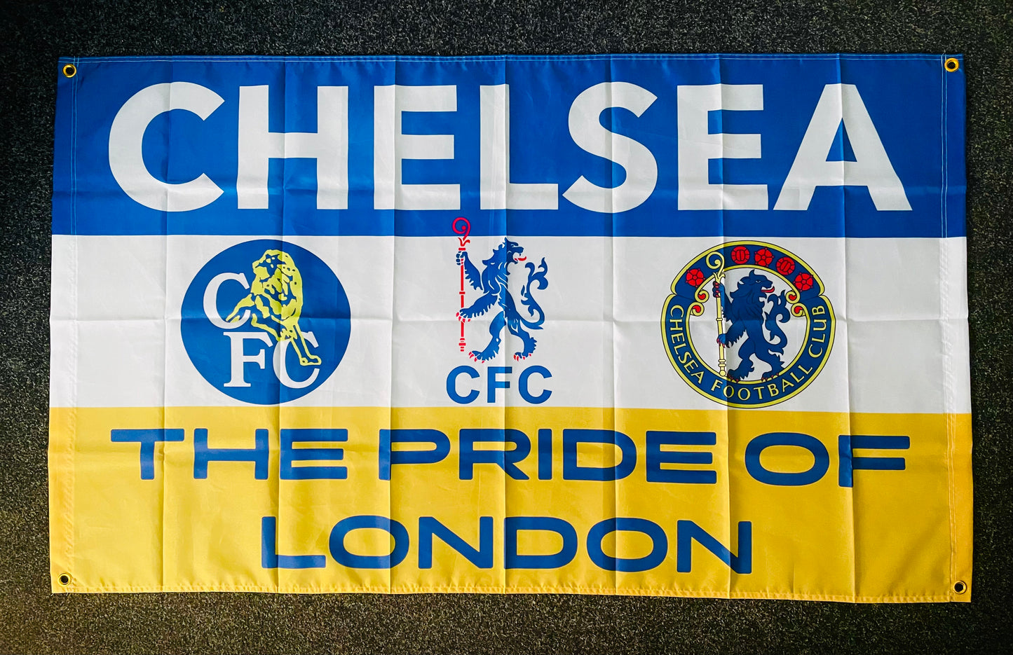 CHELSEA - RETRO BADGES PRIDE OF LONDON FLAG (CHEL18)