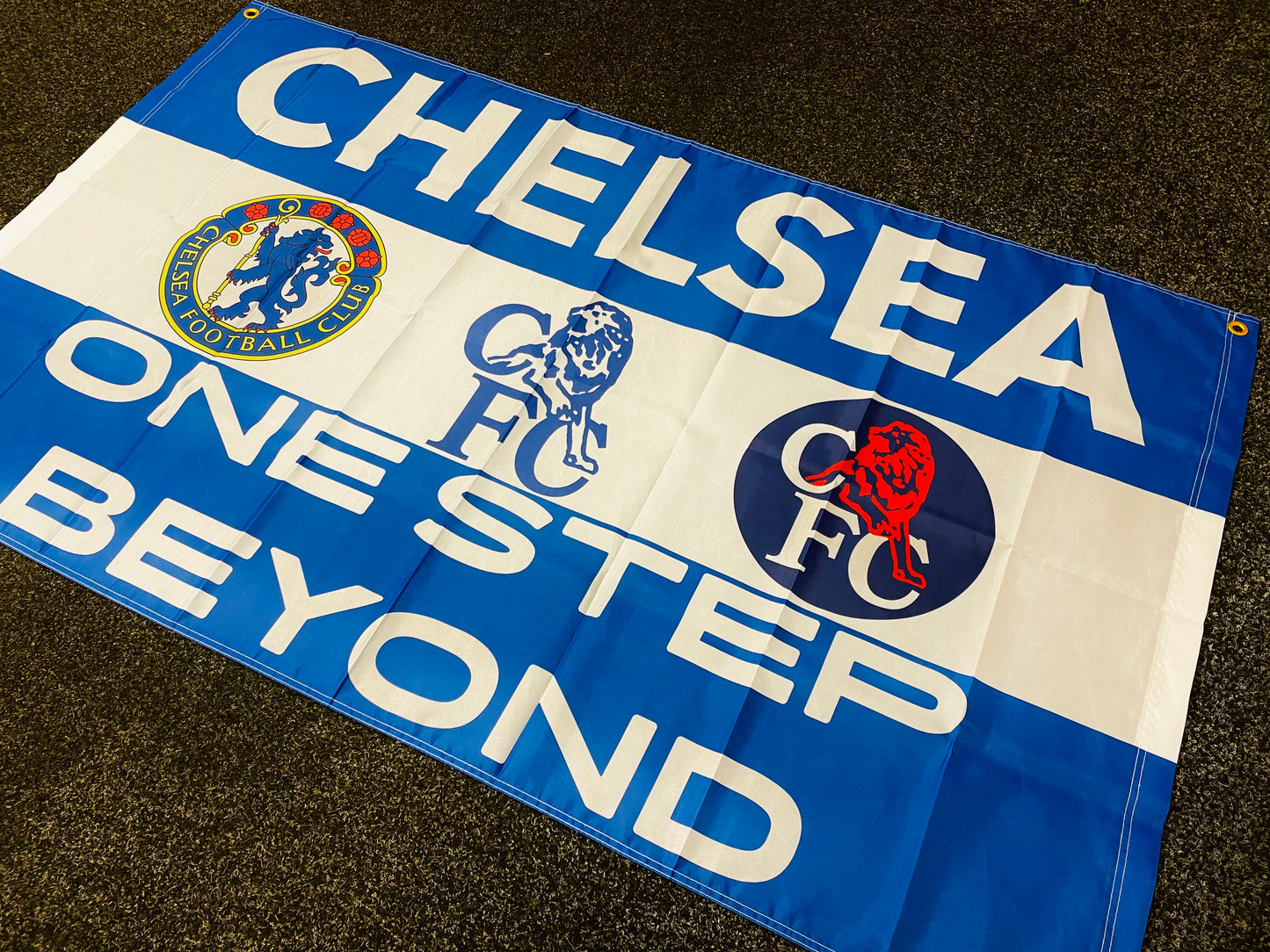 CHELSEA - ONE STEP BEYOND FLAG (CHEL17)