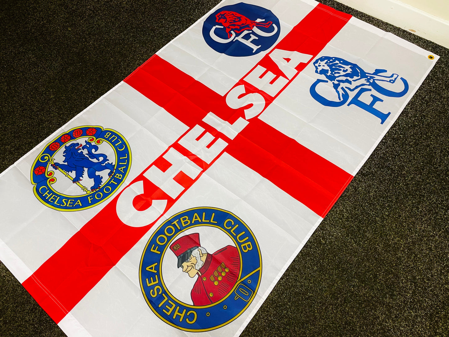 CHELSEA - RETRO BADGES ST GEORGE FLAG (CHEL12)