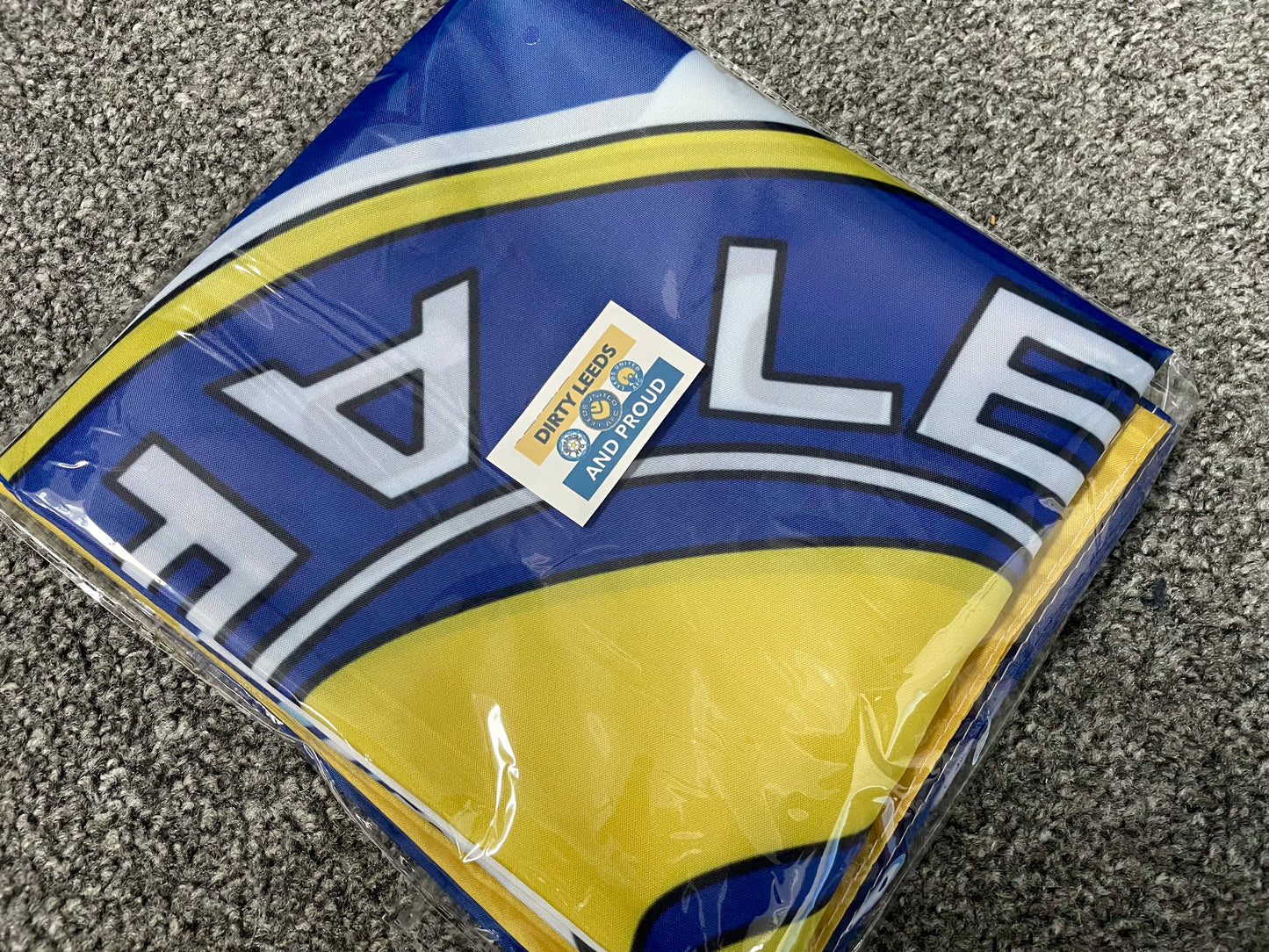 DIRTY LEEDS AND PROUD FLAG (LU49)