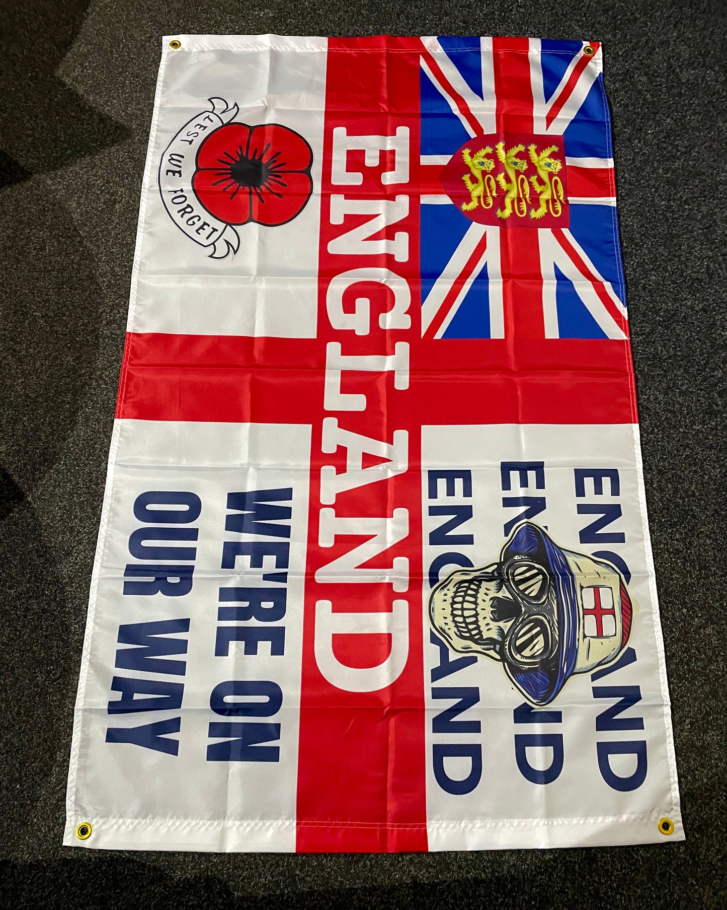 ENGLAND - 'ON OUR WAY' ST GEORGE CROSS FLAG (ENG01)