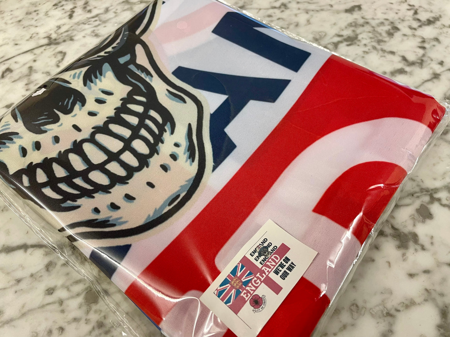 ENGLAND - 'ON OUR WAY' ST GEORGE CROSS FLAG (ENG01)