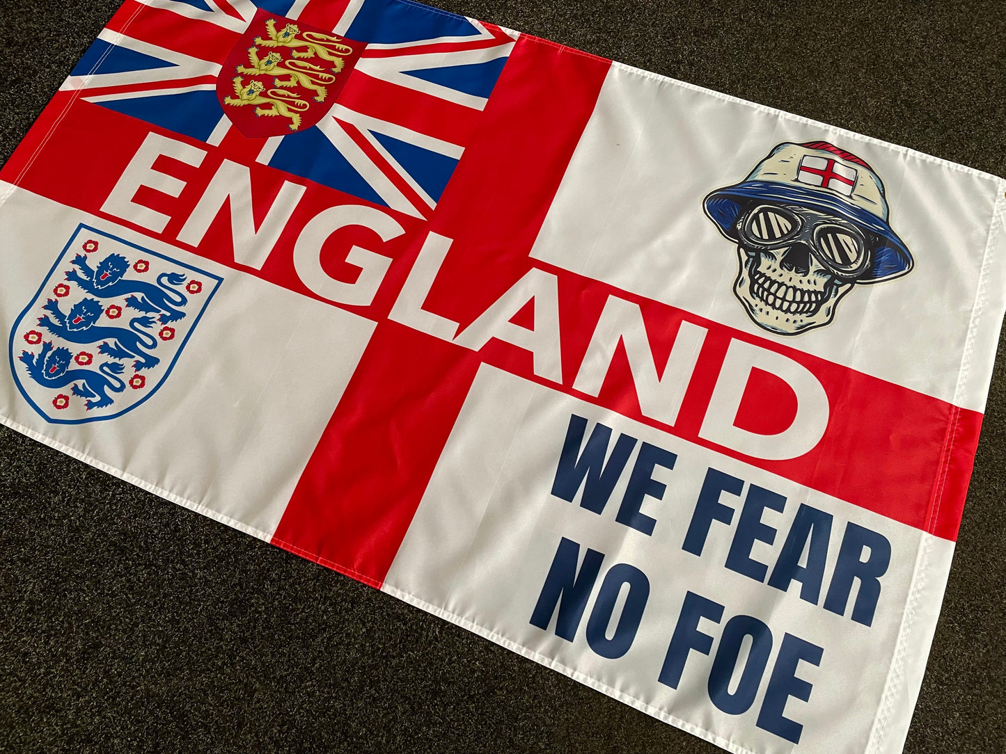 ENGLAND - WE FEAR NO FOE FLAG (ENG05)