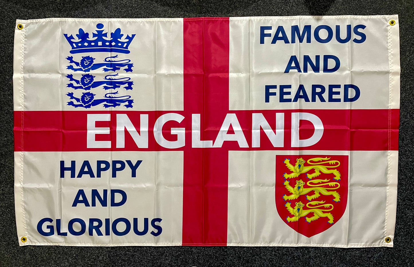 ENGLAND - VINTAGE STYLE 'FAMOUS AND FEARED' ST GEORGE CROSS FLAG (ENG08)