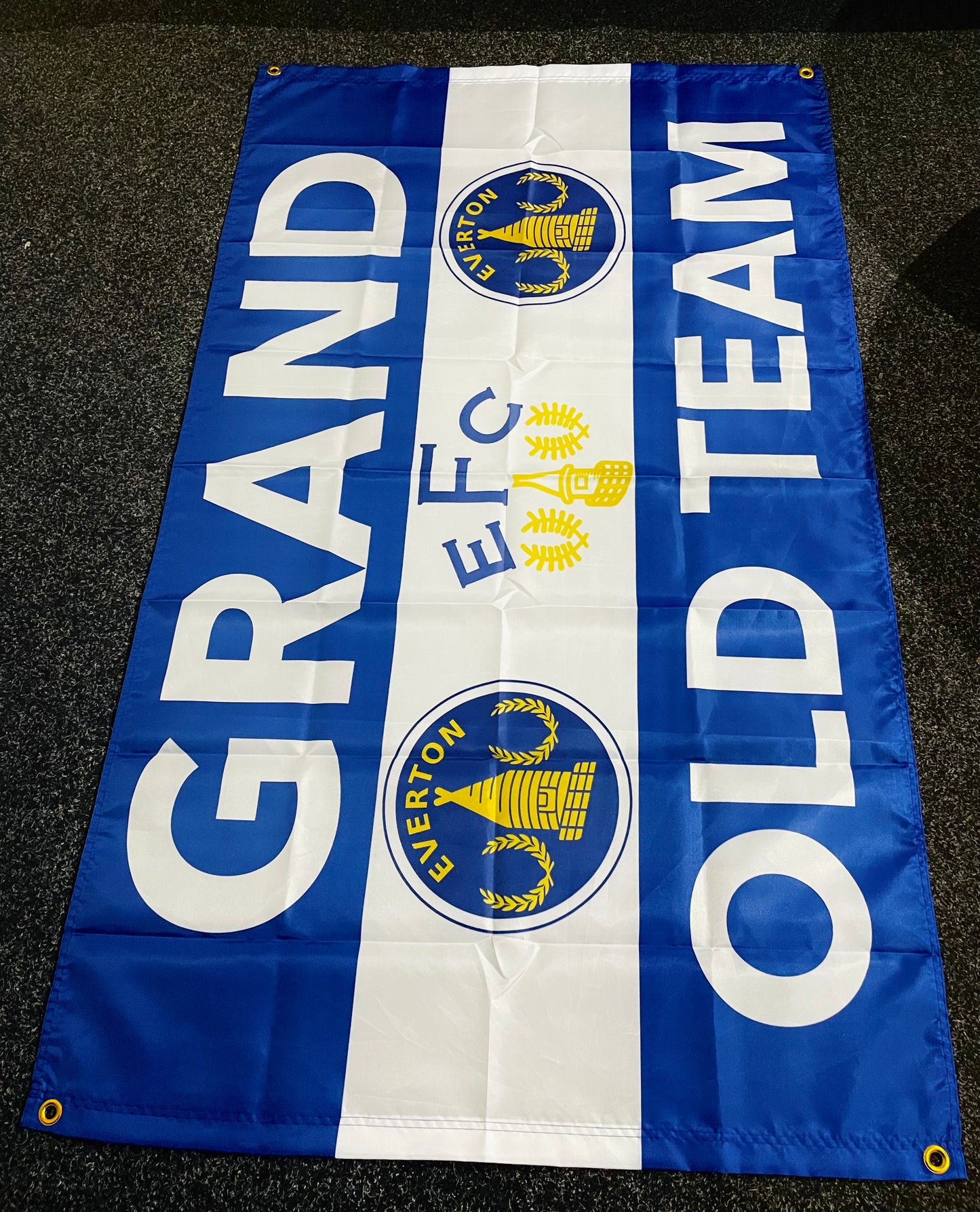 EVERTON - GRAND OLD TEAM FLAG EV02