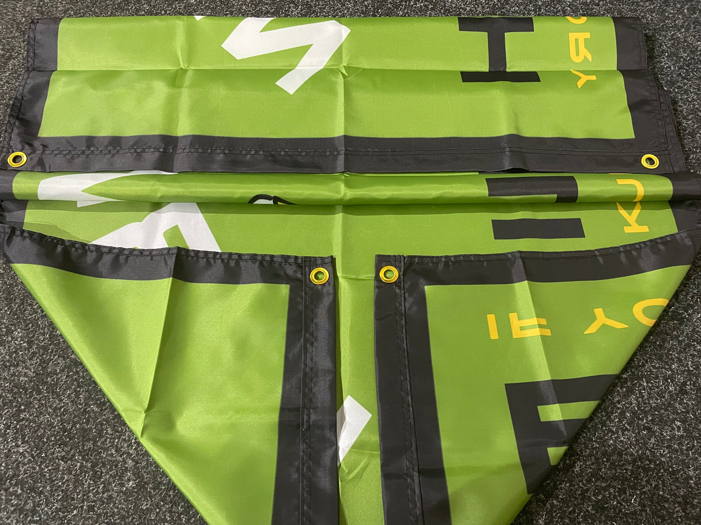 HIBERNIAN - IF YOU KNOW YOUR HISTORY FLAG HIB11