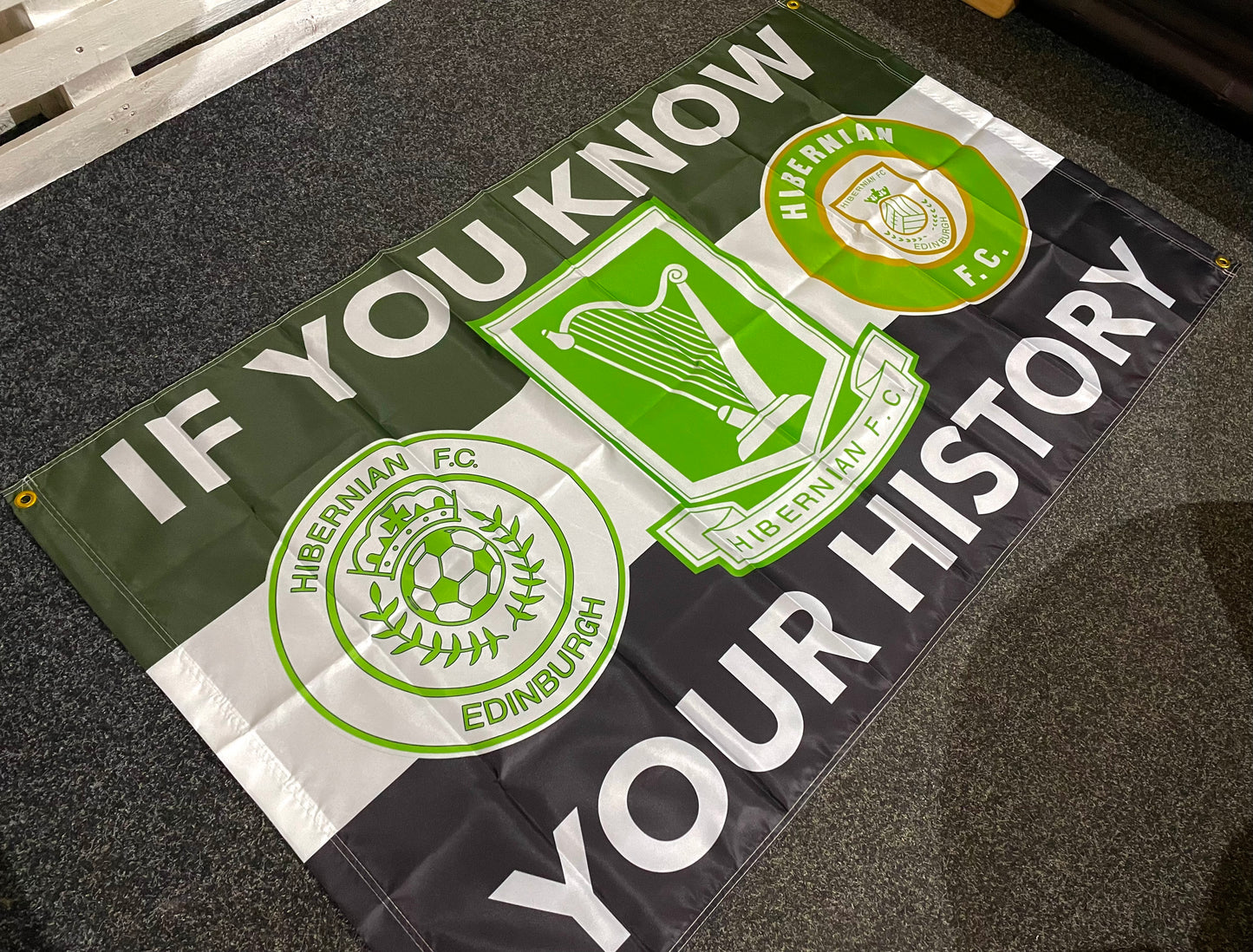 HIBERNIAN - IF YOU KNOW YOUR HISTORY FLAG (HIB07)