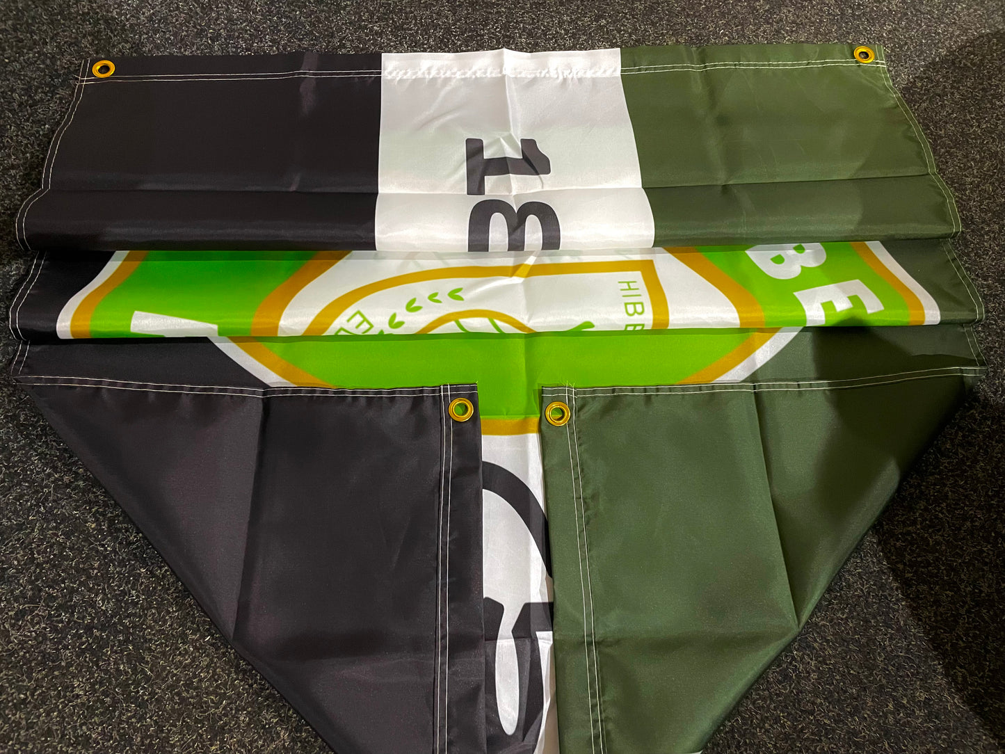 HIBERNIAN - RETRO 1875 FLAG (HIB10)