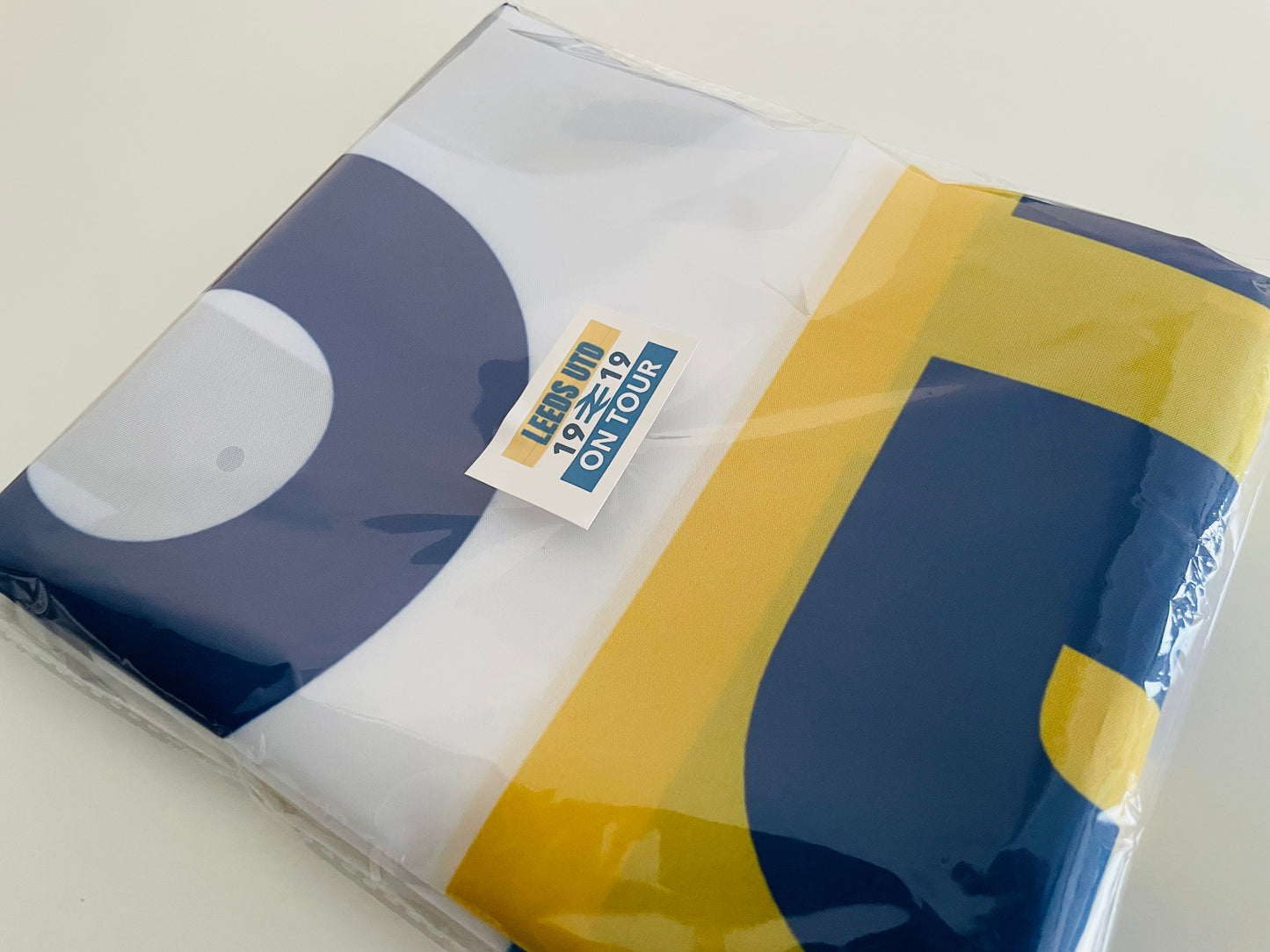 LEEDS - 'LEEDS ON TOUR 1919' FLAG (LU14)