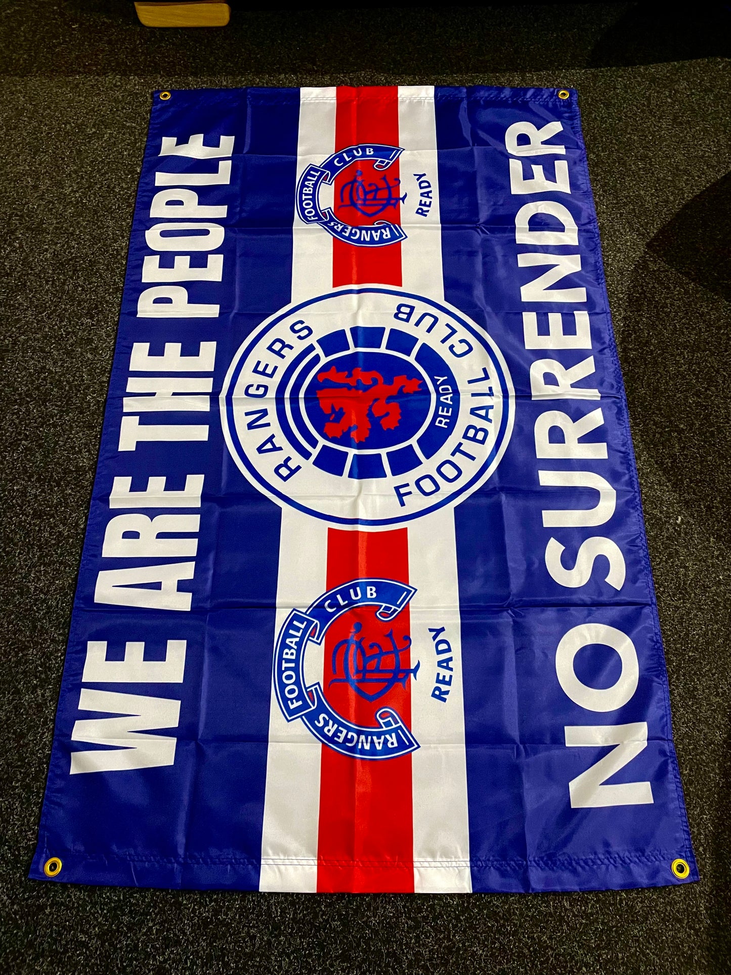 RANGERS - NO SURRENDER FLAG (RAN02)