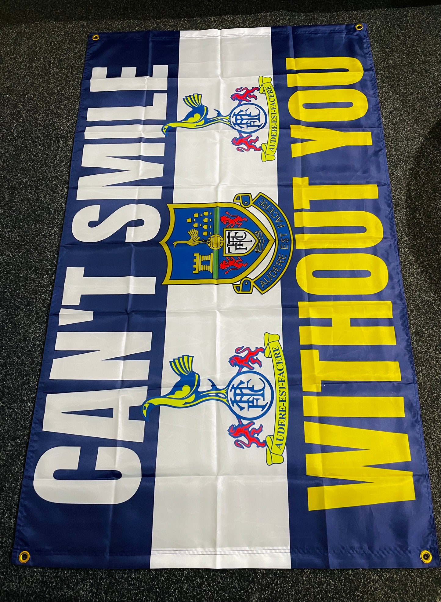 TOTTENHAM - CAN'T SMILE WITHOUT YOU FLAG #2 (TOT23)