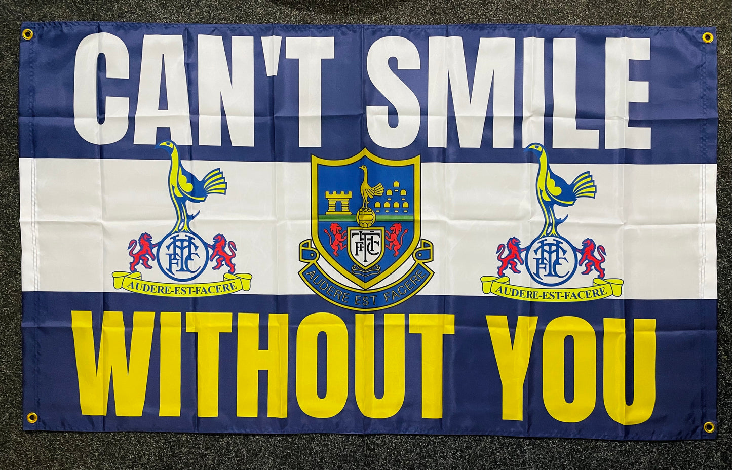 TOTTENHAM - CAN'T SMILE WITHOUT YOU FLAG #2 (TOT23)