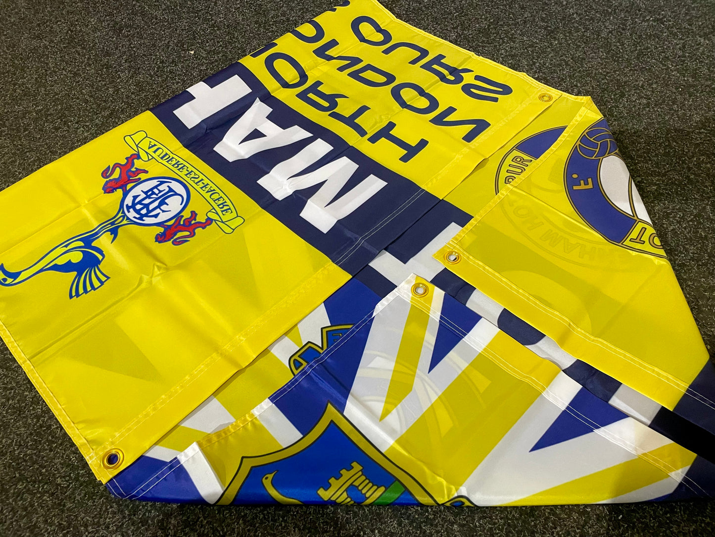 TOTTENHAM - NORTH LONDON IS OURS FLAG - YELLOW (TOT01)