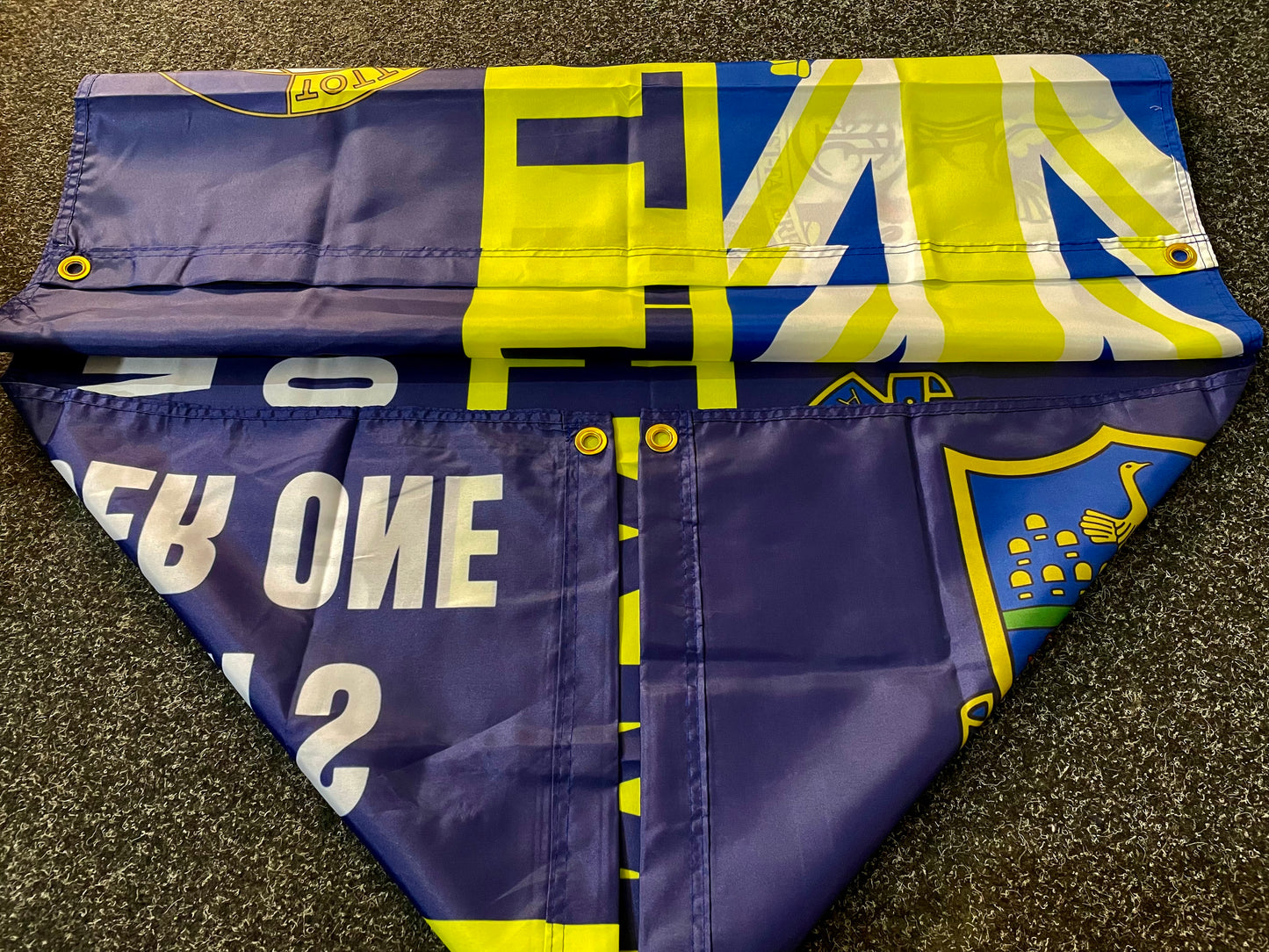 TOTTENHAM - LONDON'S NUMBER ONE FLAG - NAVY (TOT07)