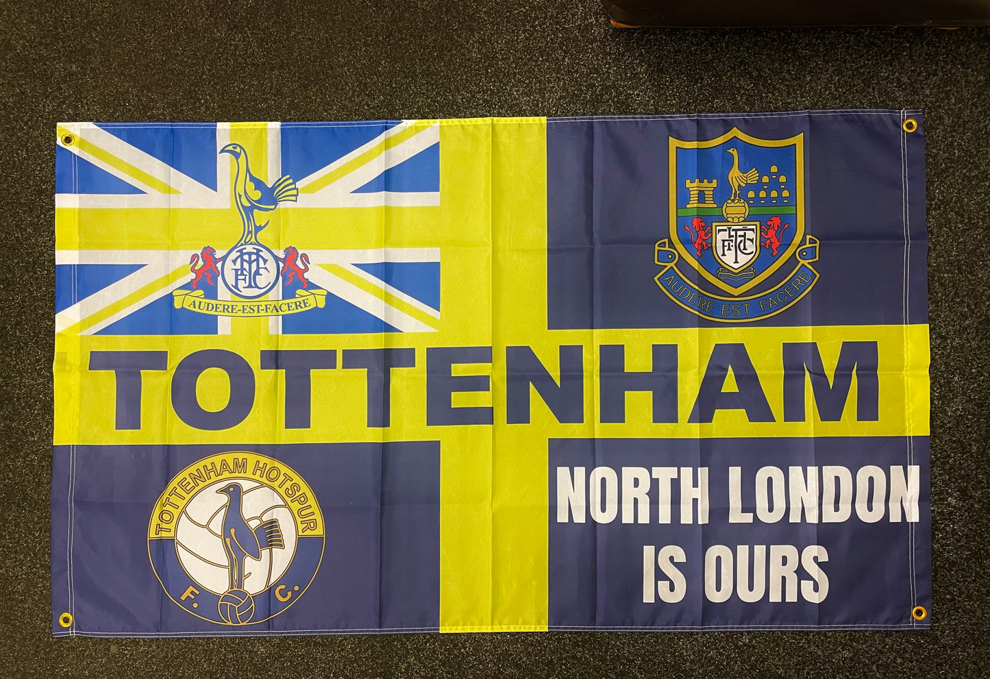 TOTTENHAM - NORTH LONDON IS OURS FLAG - NAVY (TOT12)