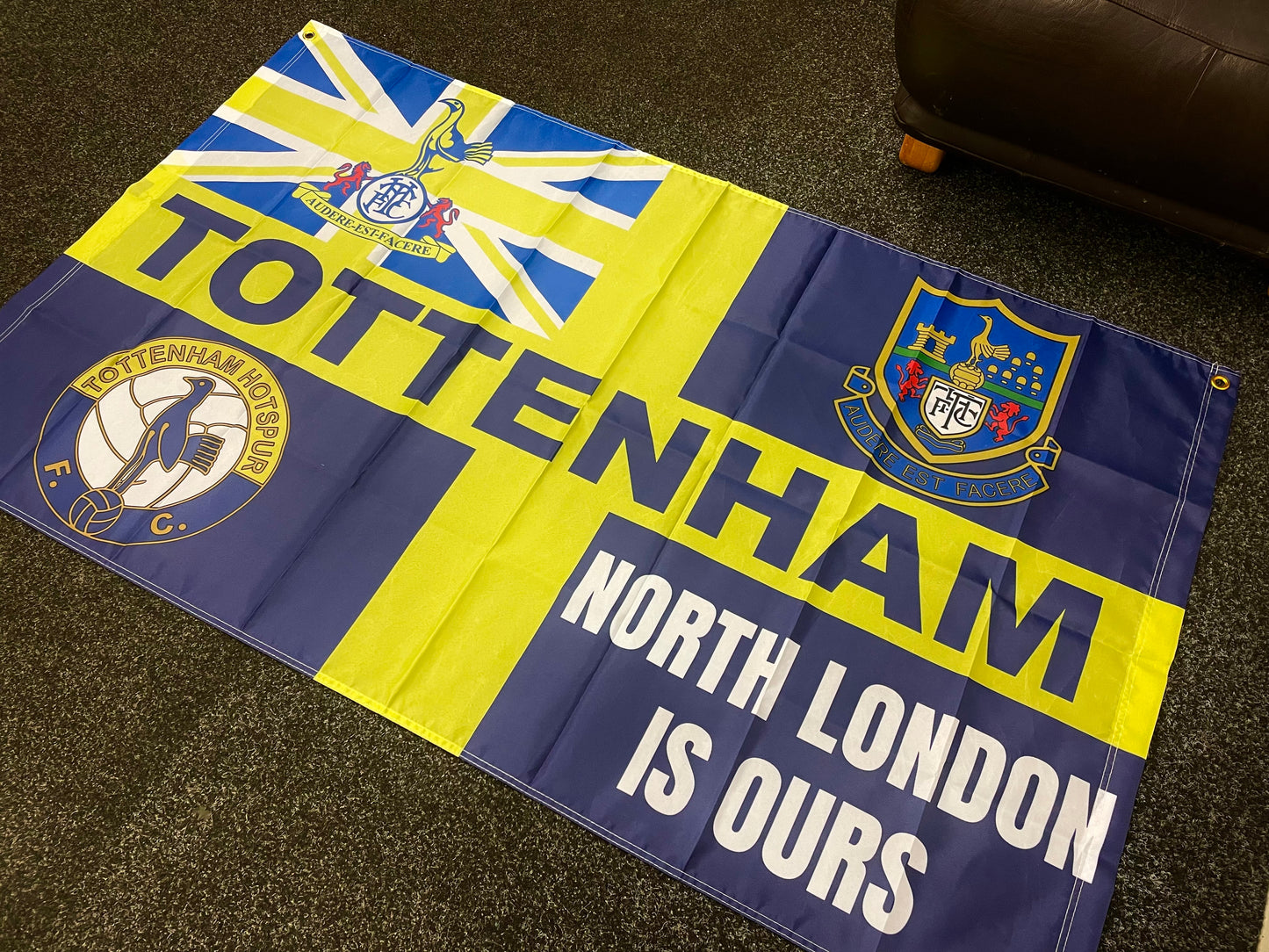 TOTTENHAM - NORTH LONDON IS OURS FLAG - NAVY (TOT12)