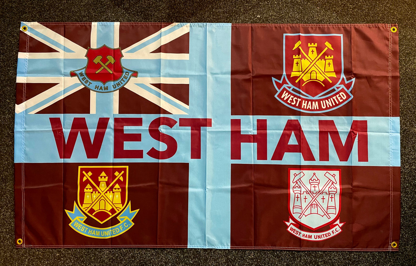 WEST HAM - 'RETRO BADGES CLASSIC' FLAG CLARET (WES02)